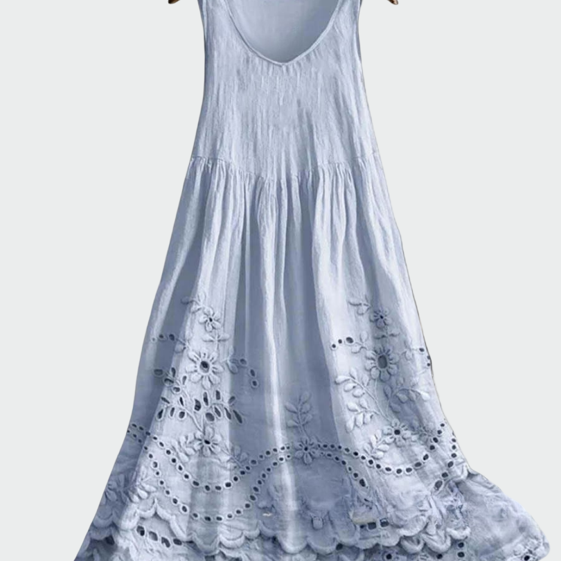 Obleka s čipko v angleškem slogu