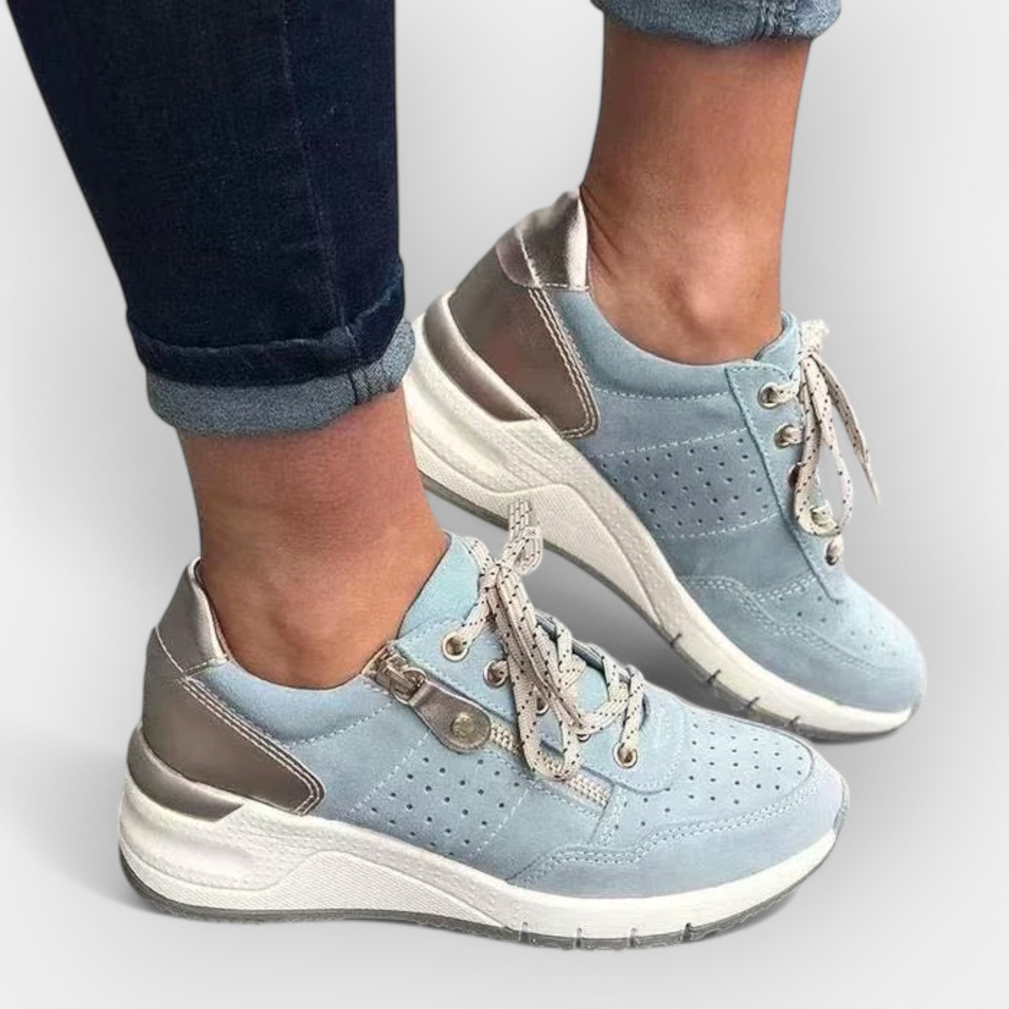 Anatomski Čevlji za Prijetno Hojo