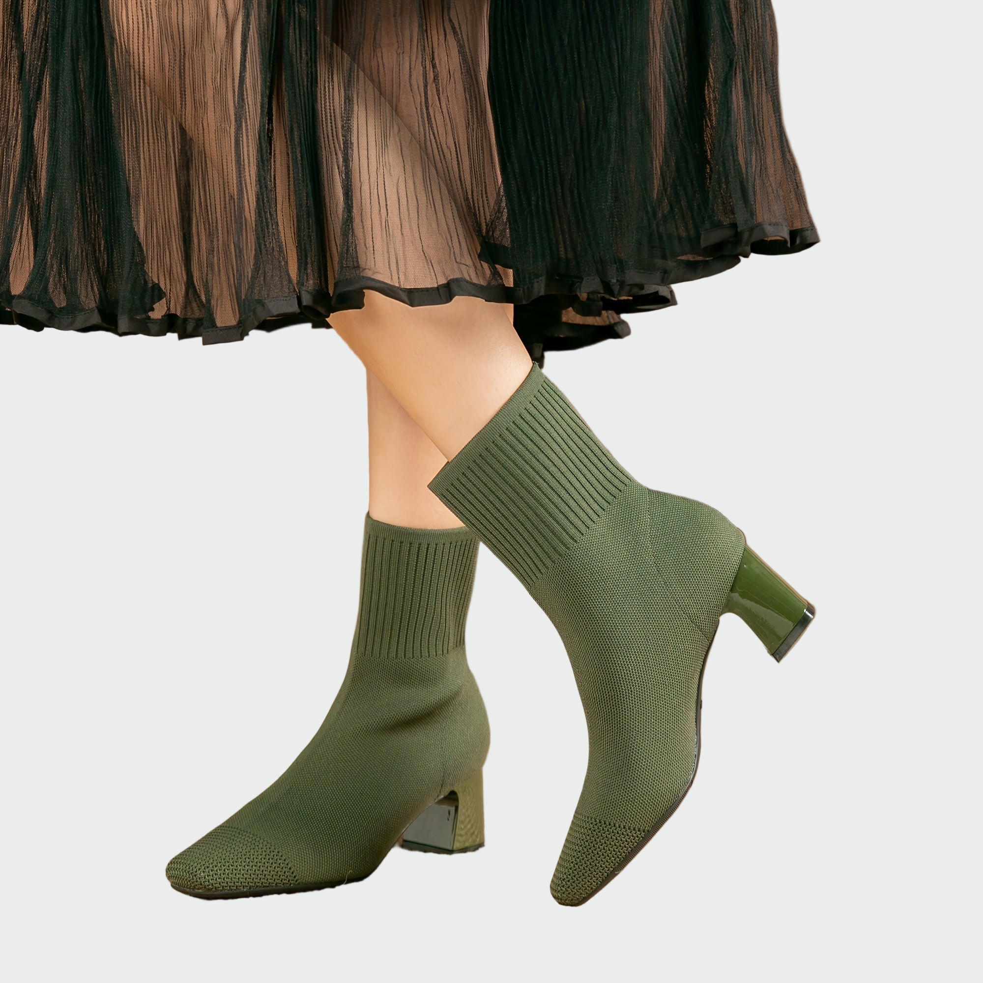 Milena – udobni pleteni ortopedski škornji za zdrave noge