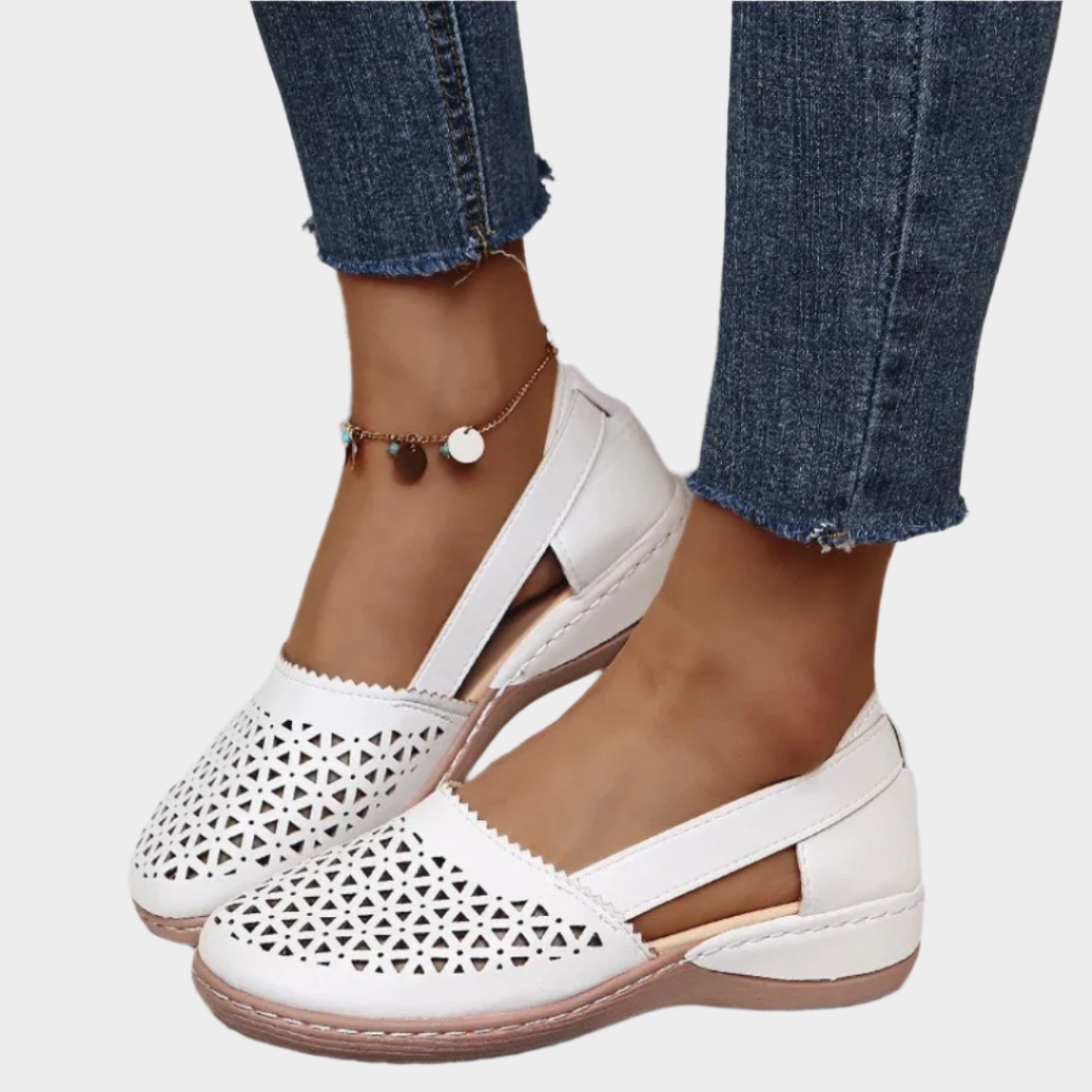 Anatomski Baletni Čevlji z Izrezi in Trakom