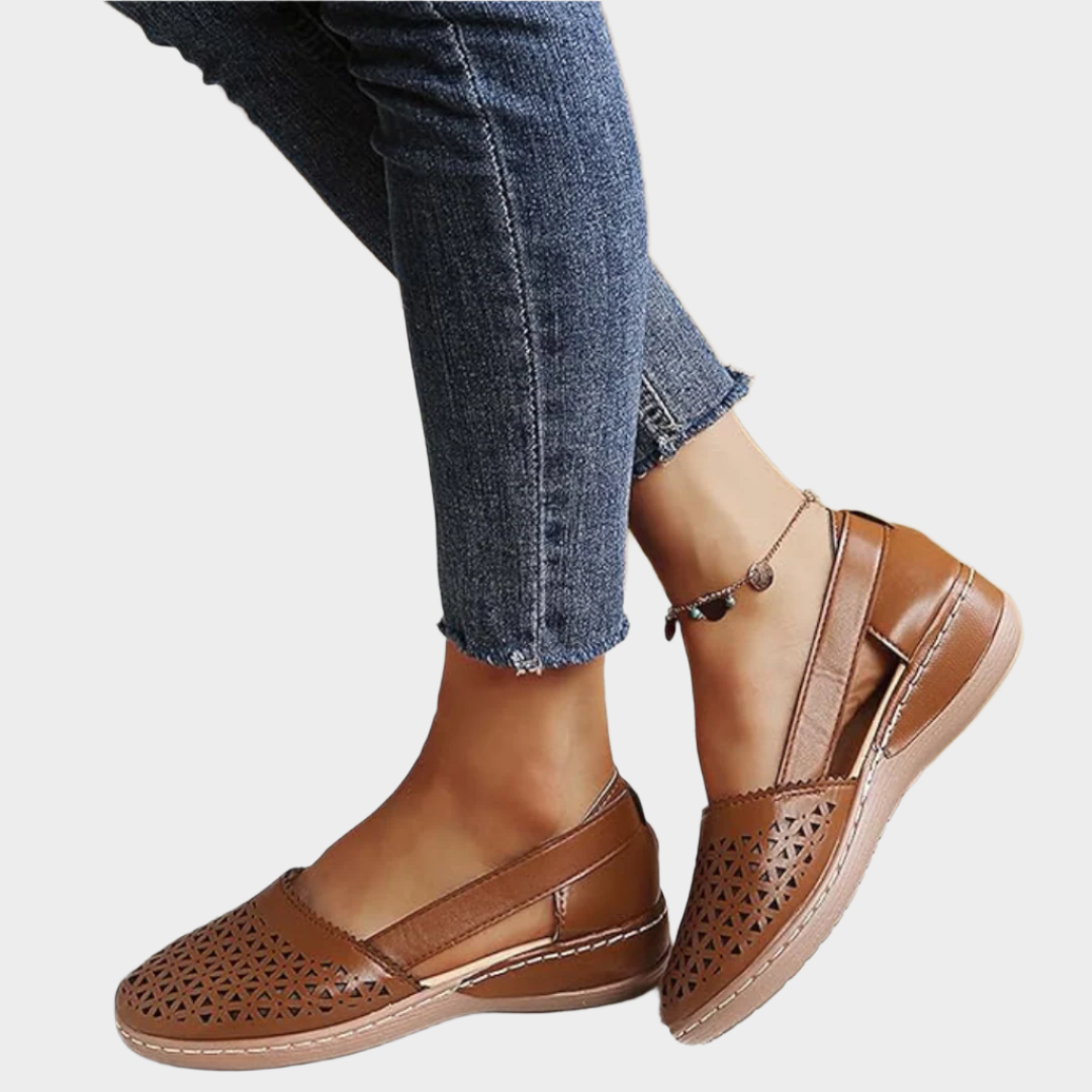 Anatomski Baletni Čevlji z Izrezi in Trakom