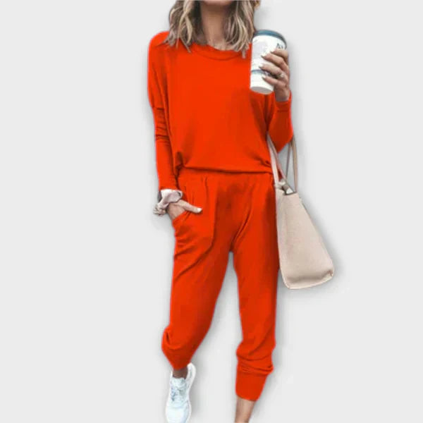 Danguolė Udoben Dvodelni Komplet za Vsakdanjo Eleganco